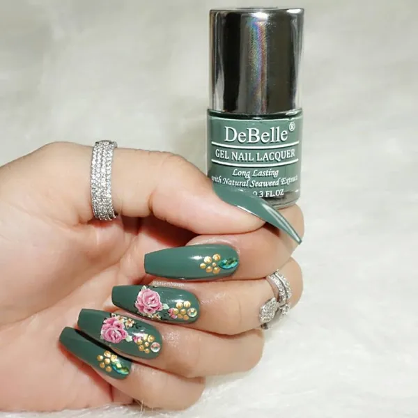DeBelle_Gel_Nail_Lacquer_Asparagus_Fern_Sea_Green_Nail_Polish_8_Ml