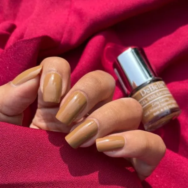 DeBelle_Gel_Nail_Lacquer_Caramel_Auburn_Caramel_Brown_Nail_Polish_8_Ml