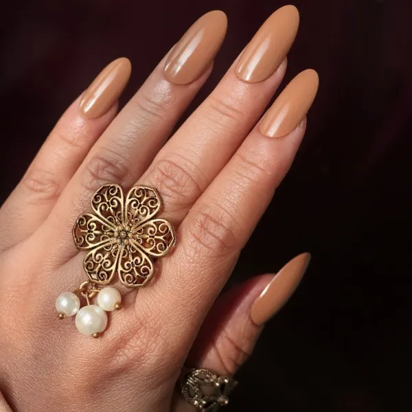 DeBelle_Gel_Nail_Lacquer_Caramel_Auburn_Caramel_Brown_Nail_Polish_8_Ml