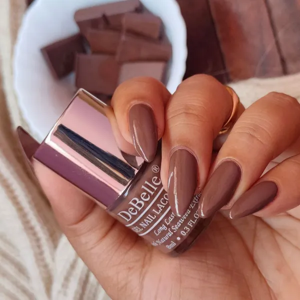 DeBelle_Gel_Nail_Lacquer_Woody_Chocolate_Chocolate_Brown_Nail_Polish_8_Ml