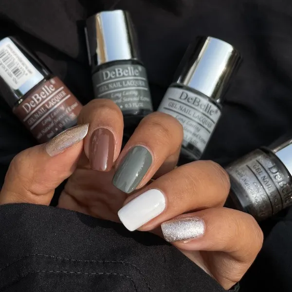 DeBelle_Gel_Nail_Lacquers_Combo_Set_Of_4_Neutral_Llama_Pastels