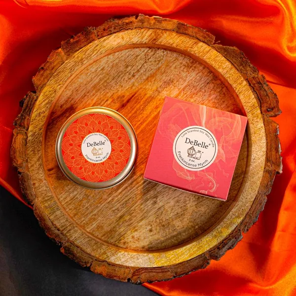 DeBelle_Luxe_Scented_Soy_Wax_Candle_Frankincense_Myrrh