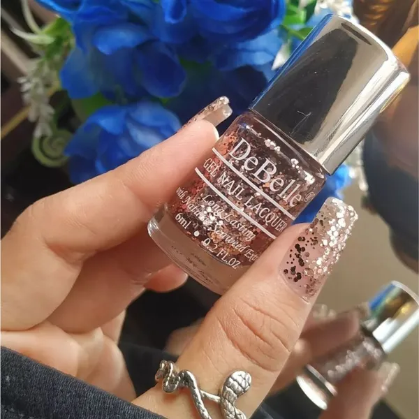 DeBelle_Gel_Nail_Lacquer_Elite_Tiffany_Rose_Gold_Flaky_Glitter_Top_Coat_6_Ml
