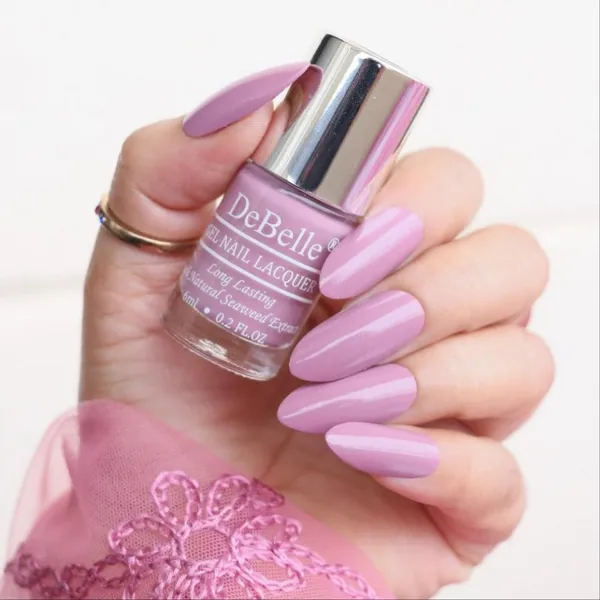DeBelle_Gel_Nail_Lacquer_Glamorous_Jessica_Light_Mauve_Nail_Polish_6_Ml