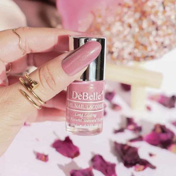 DeBelle_Gel_Nail_Lacquer_Classy_Chloe_Mauve_With_Micro_Shimmer_6_Ml
