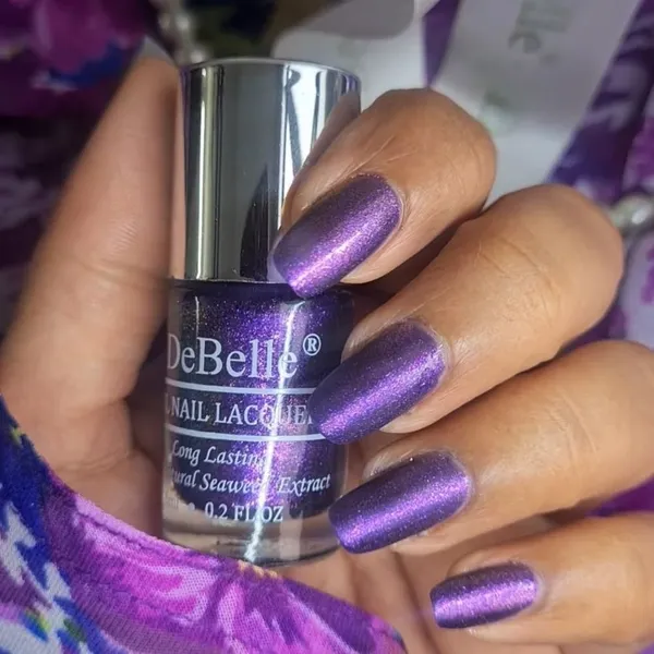 DeBelle_Gel_Nail_Lacquer_Delightful_Daphne_Duo_Holo_Purple_Glitter_Nail_Polish_6_Ml