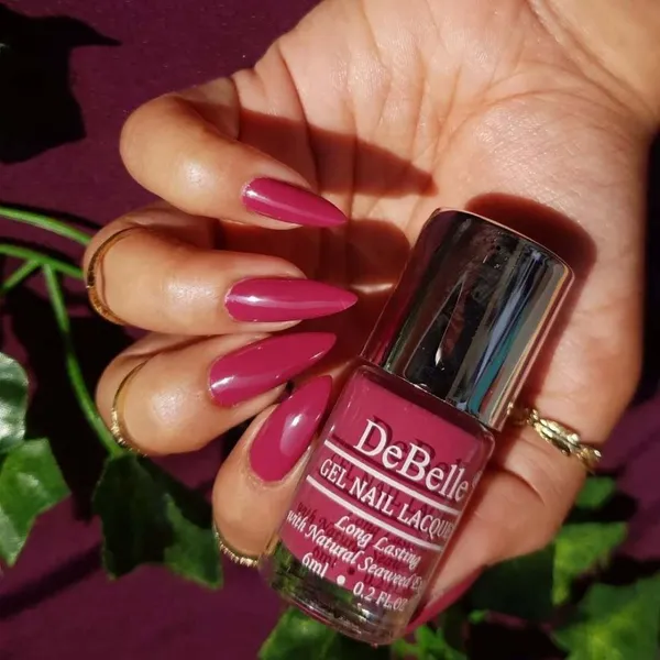 DeBelle_Gel_Nail_Lacquer_Magnetic_Maya_Magenta_Pink_Nail_Polish_6_Ml