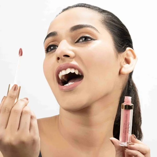 DeBelle_Majestique_Matte_Liquid_Lipstick_Vivid_Valerie_Dusty_Pink_Enriched_With_Hyaluronic_Acid_And_Shea_Butter_3.5_Ml