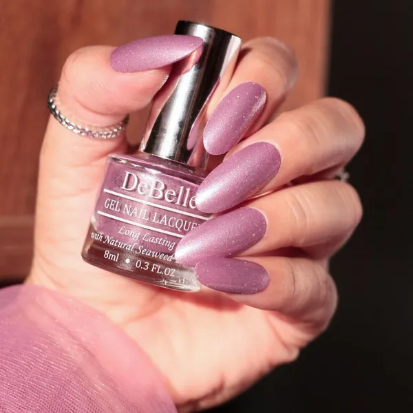DeBelle_Gel_Nail_Lacquer_Adorable_Amelia_Purple_With_Pink_Glitter_8_Ml