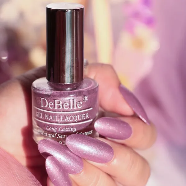 DeBelle_Gel_Nail_Lacquer_Adorable_Amelia_Purple_With_Pink_Glitter_8_Ml