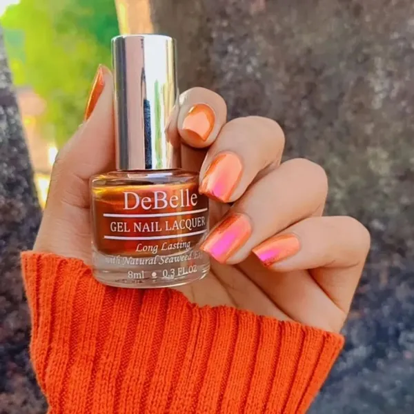 DeBelle_Gel_Nail_Lacquer_Queen_Athena_Pink_Gold_8_Ml