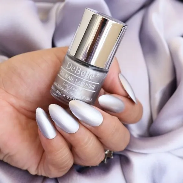 DeBelle_Gel_Nail_Lacquer_Chrome_Silver_Metallic_Silver_Nail_Polish_8_Ml_Silver_Metallic