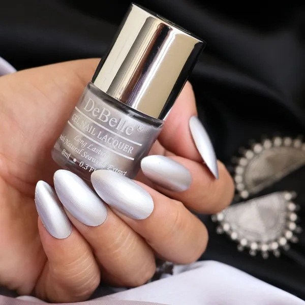 DeBelle_Gel_Nail_Lacquer_Chrome_Silver_Metallic_Silver_Nail_Polish_8_Ml_Silver_Metallic