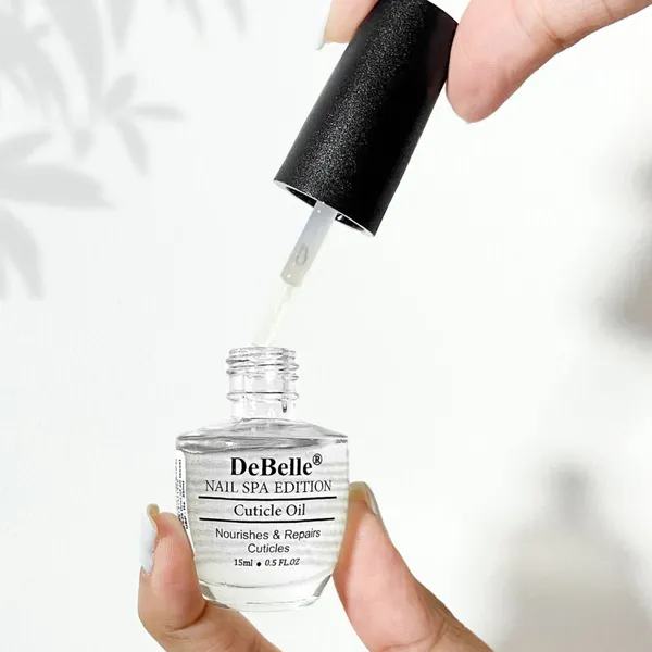 DeBelle_Nourishing_Cuticle_Oil_Repairs_Damage_Of_Cuticle_And_Nails_Promotes_Growth_For_Brittle_And_Thin_Nails_100_Natural_15_Ml