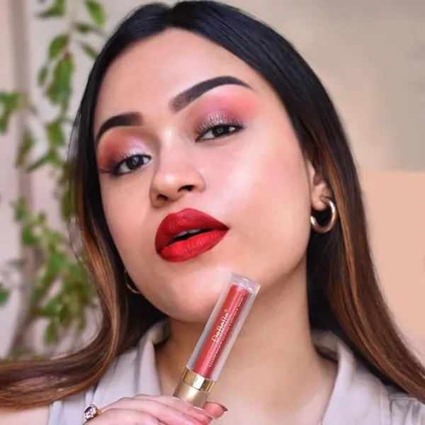 DeBelle_Majestique_Matte_Long_Lasting_Waterproof_Liquid_Lipstick_Combo_Set_Of_6_Matte_Finish_Stays_Upto_7_Hours_Transfer_Free_Smudge_Waterproof_Lightweight_Pack_Of_6_|_3.5_Ml_Each