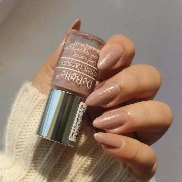 DeBelle_Gel_Nail_Lacquer_Combo_Of_2_Angelic_Saira_Awesome_Andrea