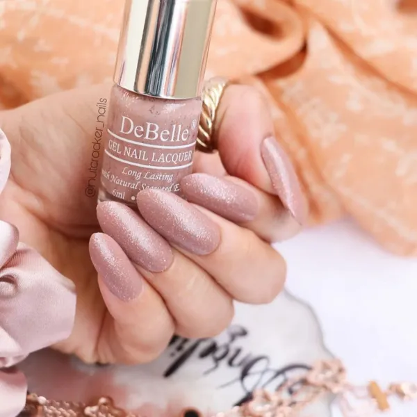 DeBelle_Nail_Polish_Combo_Offer_Pack_Of_4_Angelic_Saira_Elite_Tiffany_Inspiring_Ira_Tatiana_Tassles_24_Ml_6_Ml_Each
