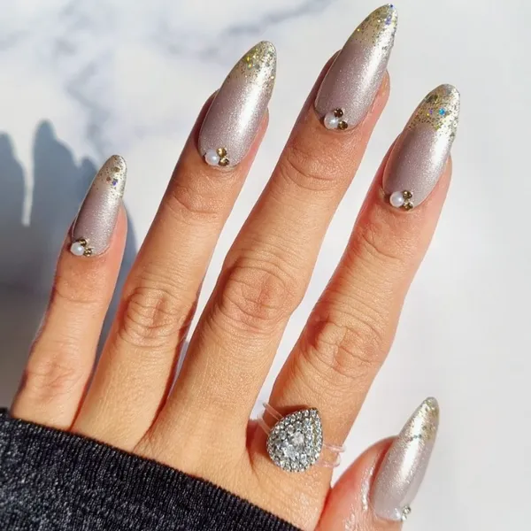 DeBelle_Gel_Nail_Polish_Combo_2_Little_Mermaid_Galaxia