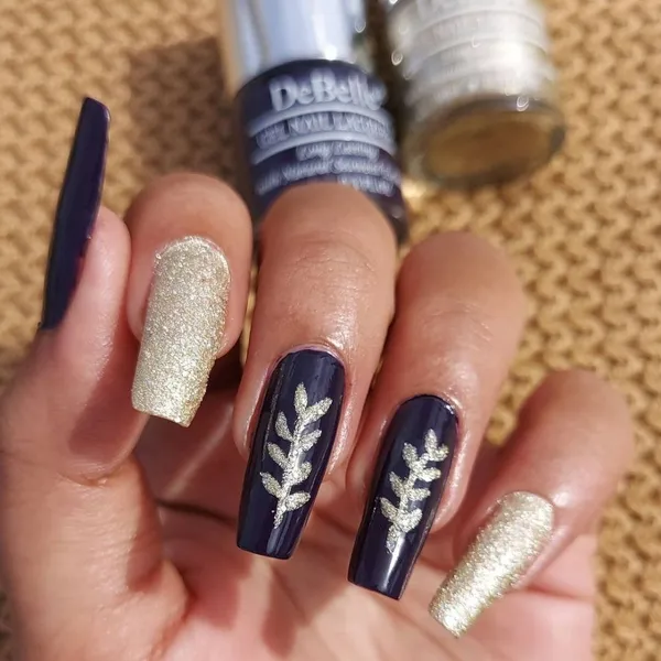 DeBelle_Gel_Nail_Polish_Combo_2_Royale_Viola_Sirius