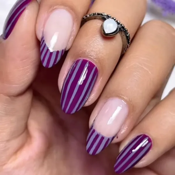 DeBelle_Gel_Nail_Polish_Combo_2_Viola_Dew_Luxe_Lotus
