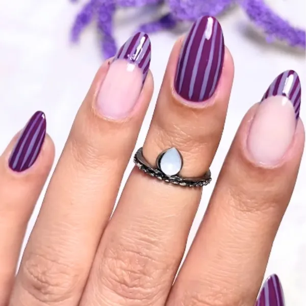 DeBelle_Gel_Nail_Polish_Combo_2_Viola_Dew_Luxe_Lotus
