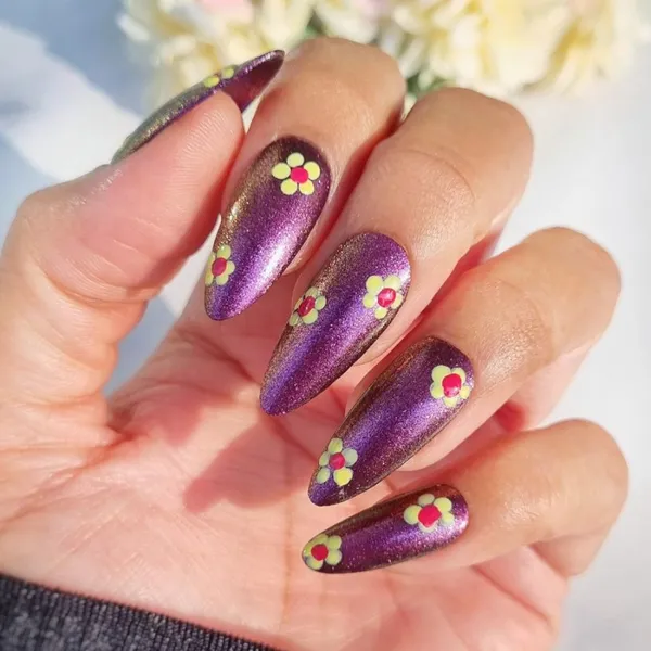 DeBelle_Gel_Nail_Polish_Combo_3_Magical_Marina_French_Affair_Lemon_Tart