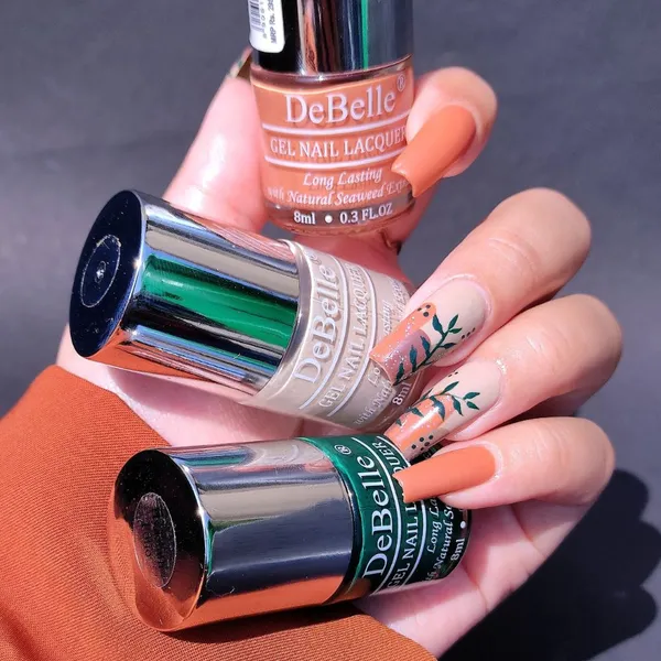 DeBelle_Gel_Nail_Polish_Combo_3_Maple_Tan_Hyacinth_Folio_Victorian_Beige