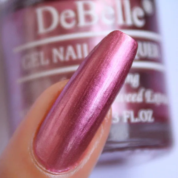 DeBelle_Gel_Nail_Lacquer_Chrome_Glaze_Metallic_Pink_Nail_Polish_8_Ml