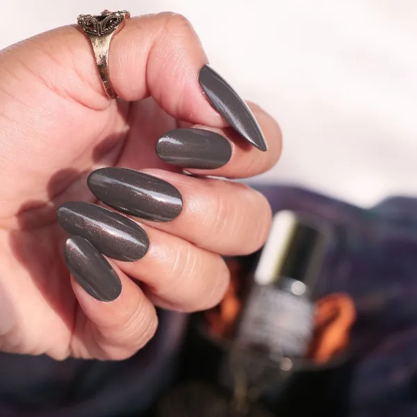 DeBelle_Gel_Nail_Lacquer_Copper_Glaze_Dark_Grey_With_Copper_Specks_Nail_Polish_8_Ml