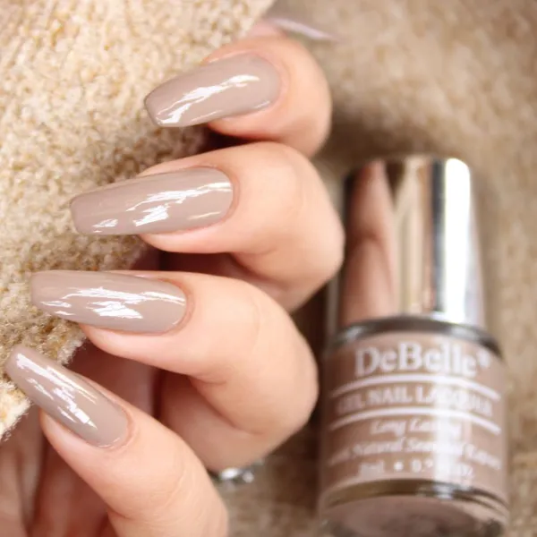 DeBelle_Fleur_De_Pearl_Gift_Set_Of_2_Nail_Polishes_Majestique_Mauve_Coco_Bean_16_Ml