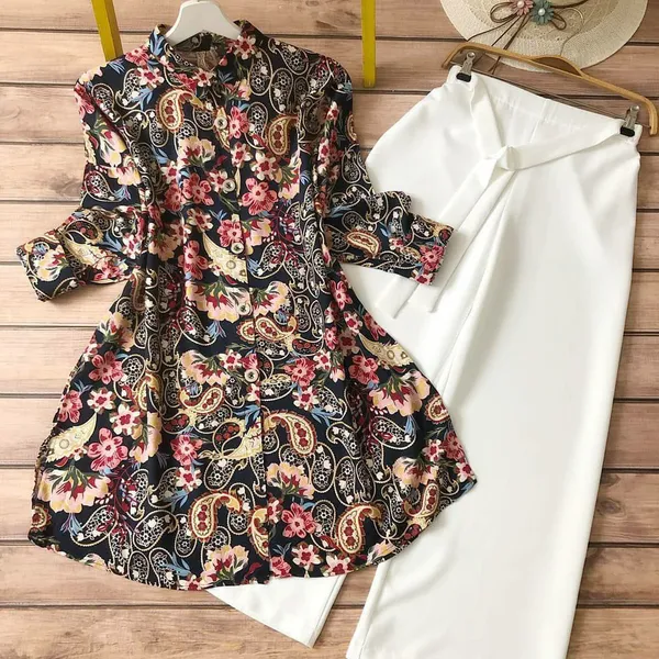Black_paisley_Printed_Palazzo_Pants