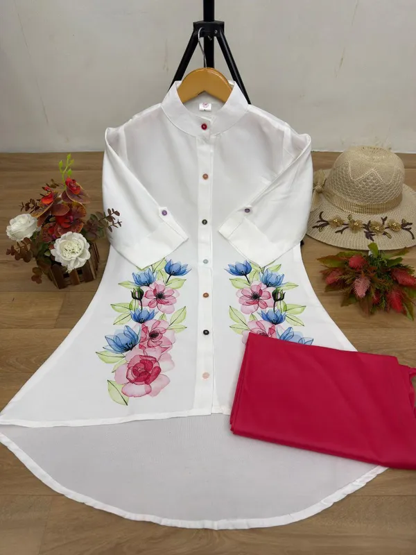 Tunic_Floral_Top_With_Pink_Palazzo_Pants