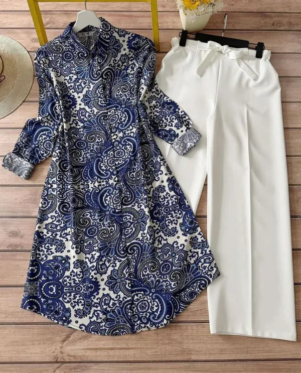 Blue_Paisley_Printed_Top_With_Palazzo_Pants
