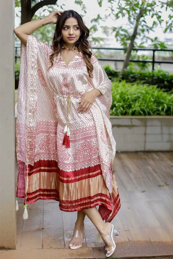 Off-white_Bandhani_Print_Kaftan_Gown