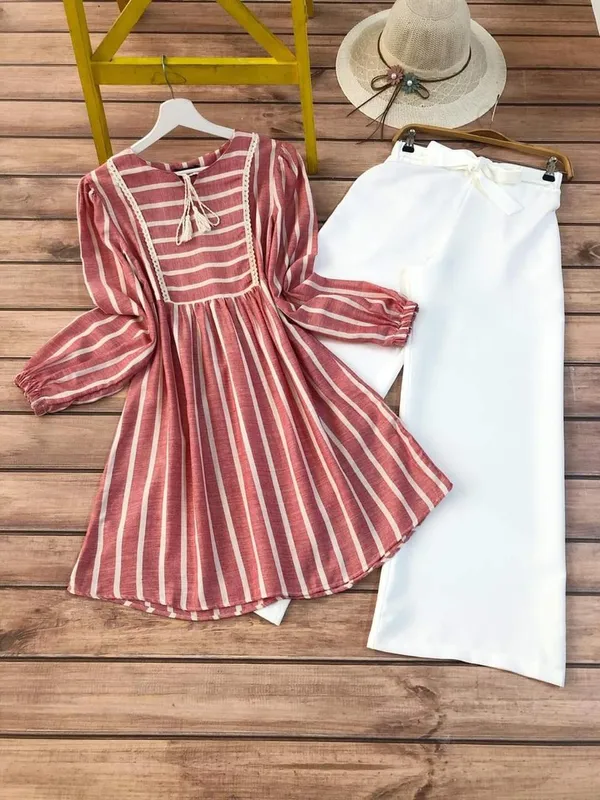 Stylish_Red_Digital_Print_Striped_Kurti_with_Palazzo