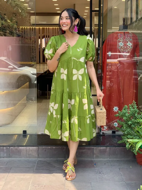 Green_Cotton_Butterfly_Printed_Casual_Trending_Midi_Dress