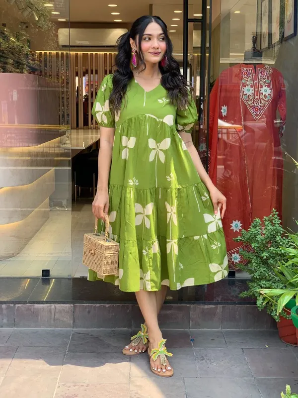 Green_Cotton_Butterfly_Printed_Casual_Trending_Midi_Dress