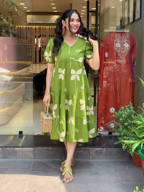 Green_Cotton_Butterfly_Printed_Casual_Trending_Midi_Dress