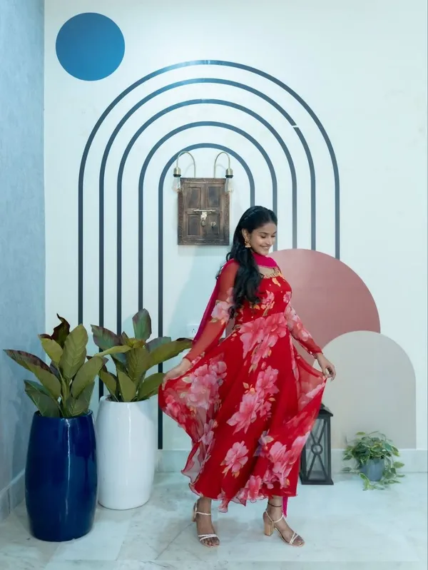Stunning_Ruby_Rose_Anarkali_Suit