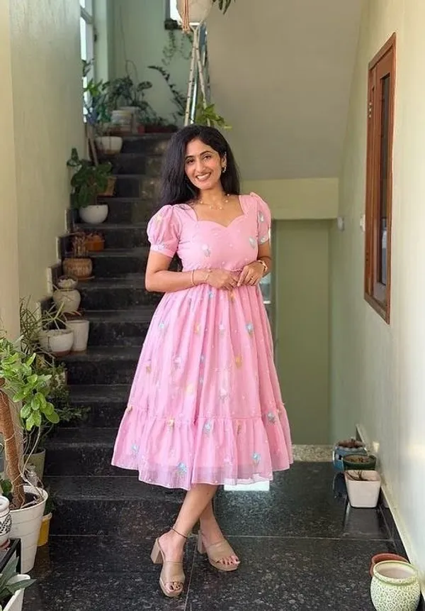 Pink_Trendy_Pari_Maxi