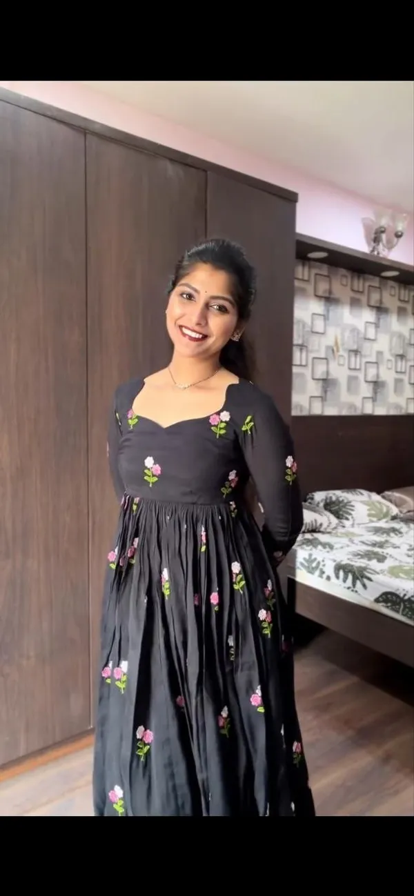 Black_Trendy_Bella_Maxi