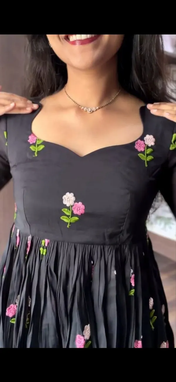 Black_Trendy_Bella_Maxi
