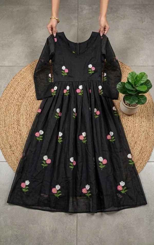Black_Trendy_Bella_Maxi