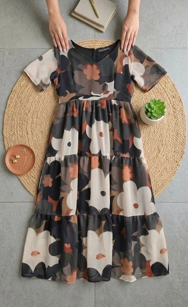 Black_Trendy_Charon_Maxi