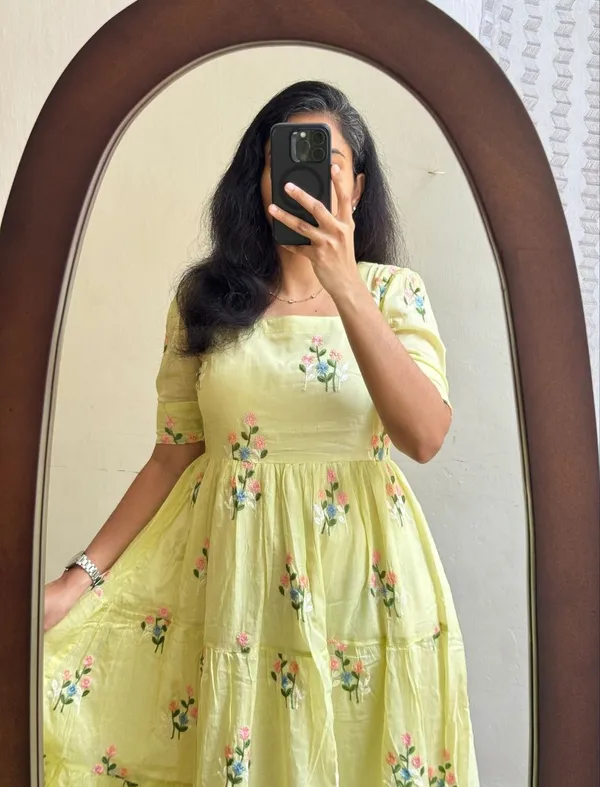 Elegant_Yellow_Bella_Maxi