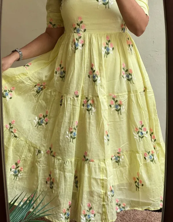 Elegant_Yellow_Bella_Maxi