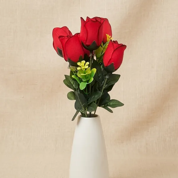 Red_And_Green_Plastic_Artificial_Flower_Bouquet_For_Home_Decor_And_Decoration