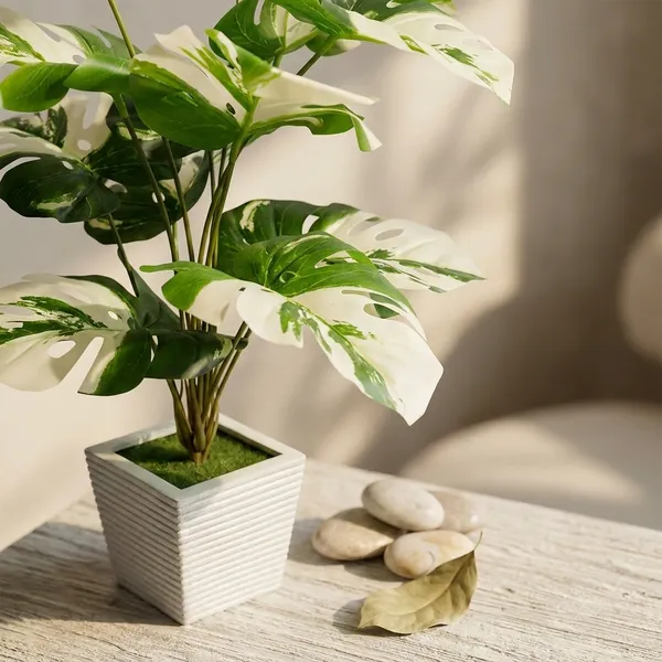 Green_Plastic_Artificial_Palm_Plant_With_Pot_For_Home_Decor_And_Indoor_Decoration