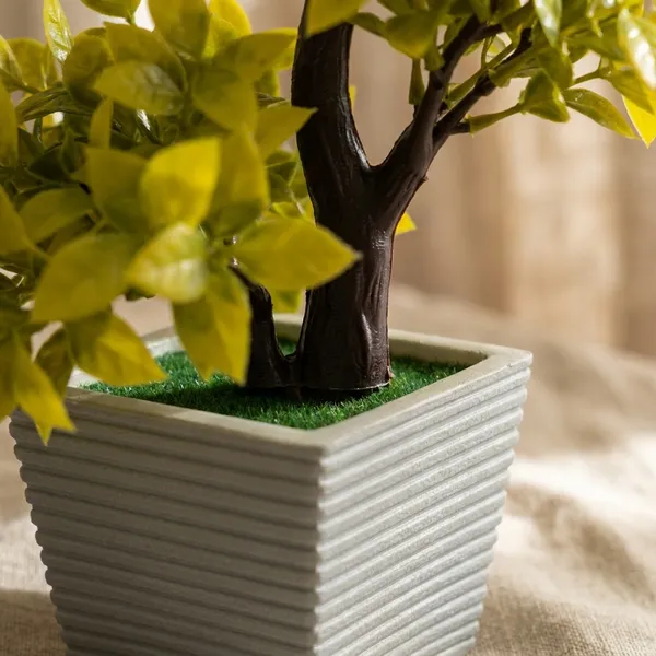 Green_And_Yellow_Plastic_Artificial_Bonsai_Plant_With_Pot_For_Home_Decor_And_Indoor_Decoration