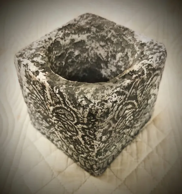 Mycelium_Bonded_Agri-waste_Handcrafted_Vase/Bowl__(8"x8"x3")with_Paper-Mache__Antique_Finish-Eco-Friendly_Sustainable_Decor_and_Natural_Design